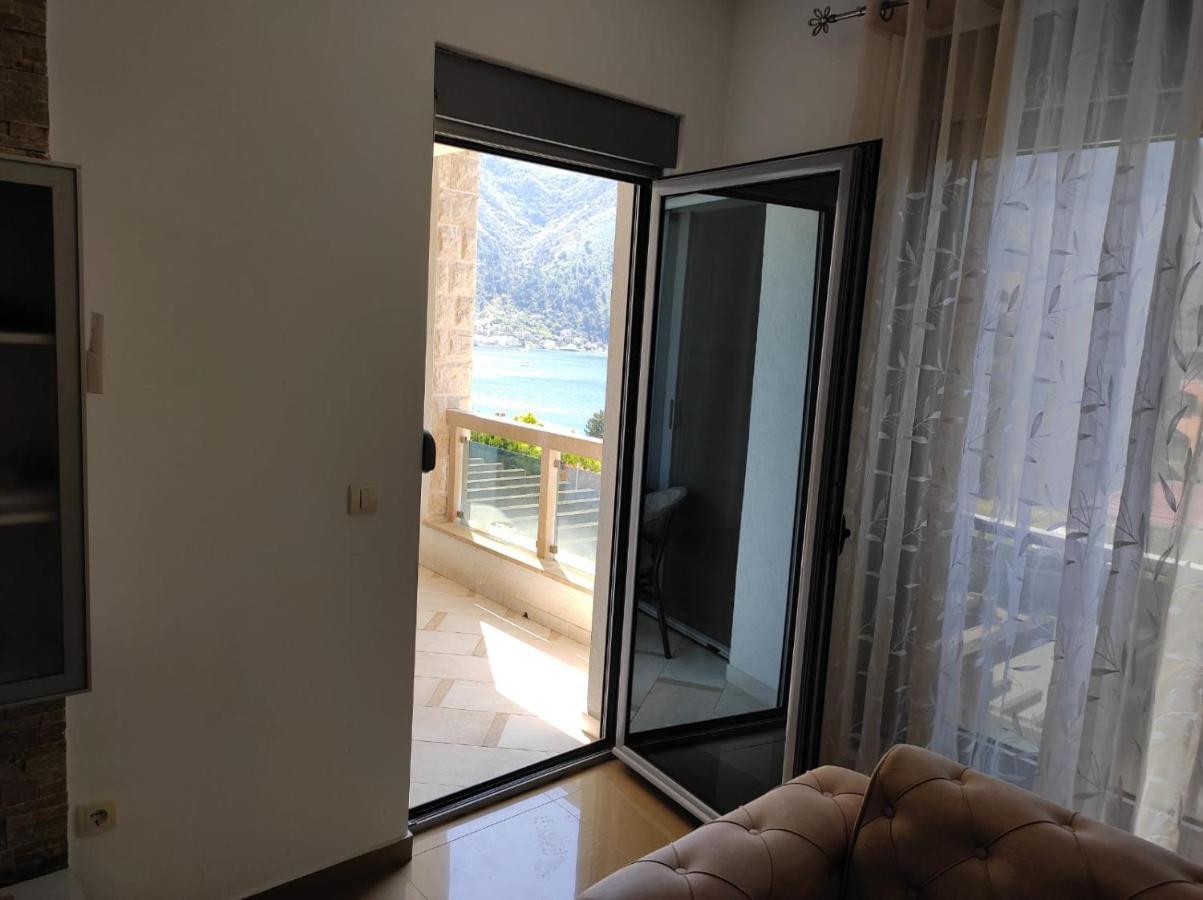 Apartment Dobrota View מראה חיצוני תמונה